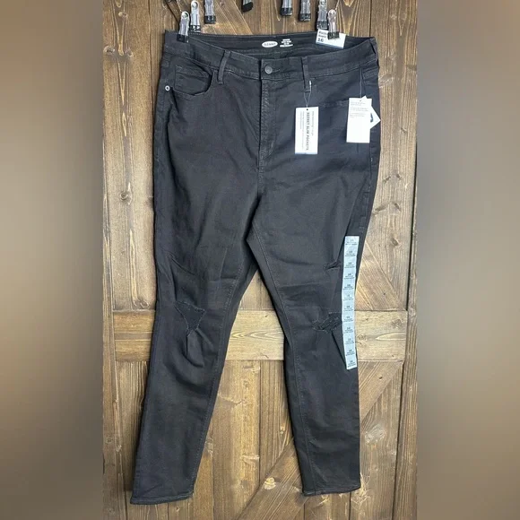 NWT•Old Navy•black distressed•rockstar
Skinny•high rise•size 16 - Picture 1 of 9